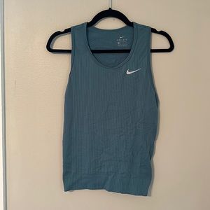 nike dri fit tank top